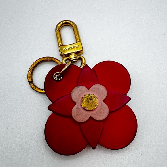 LOUIS VUITTON - Red Flower Bag Charm R1.344 - Picture 1 of 3